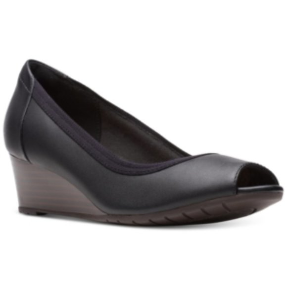 Women S Clarks Mallory Charm Wedge Pump - Picture 1 of 16